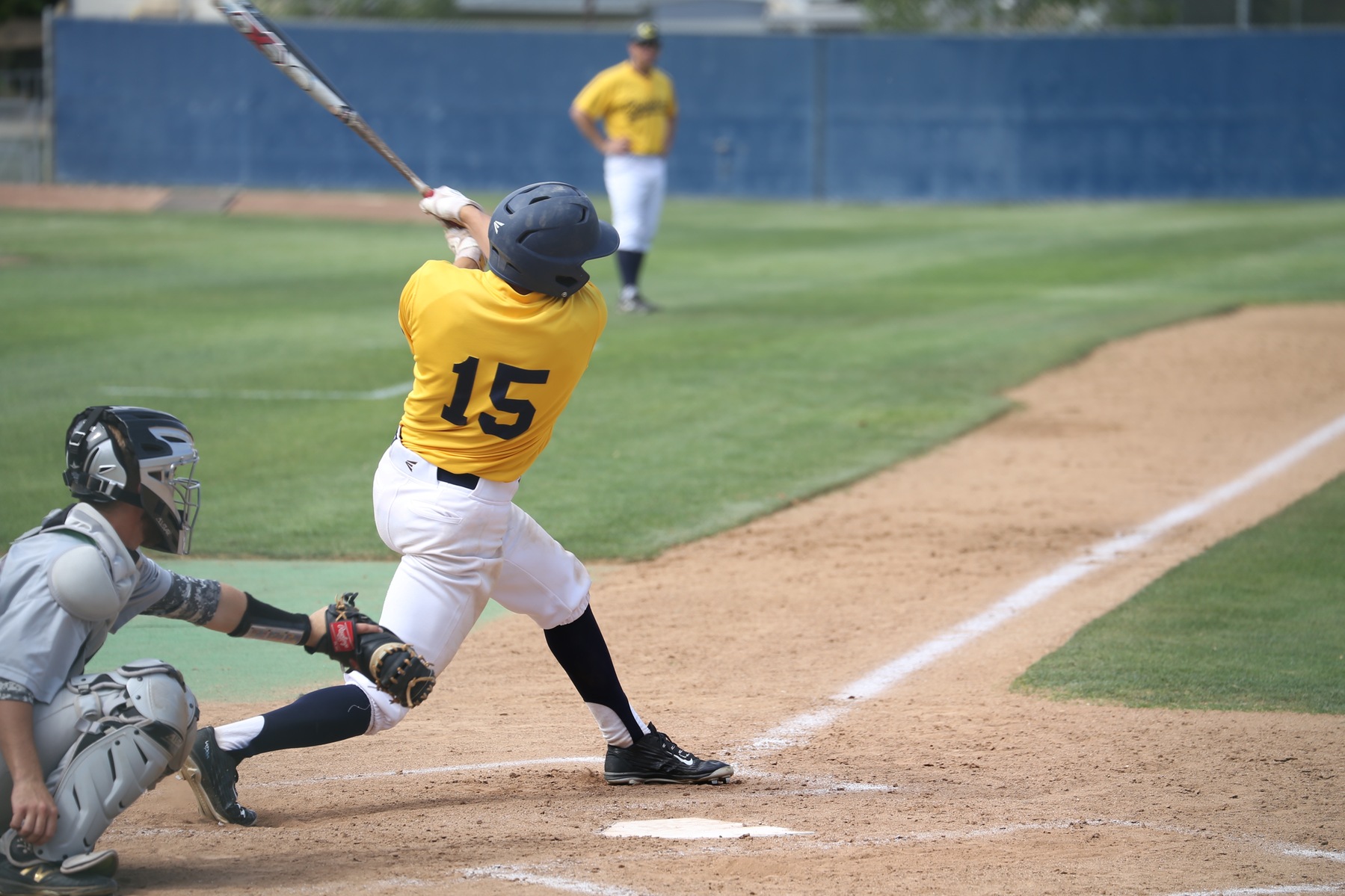 Canyons Center Fielder Cole Kleszcz Named CCCBCA Player of the Week