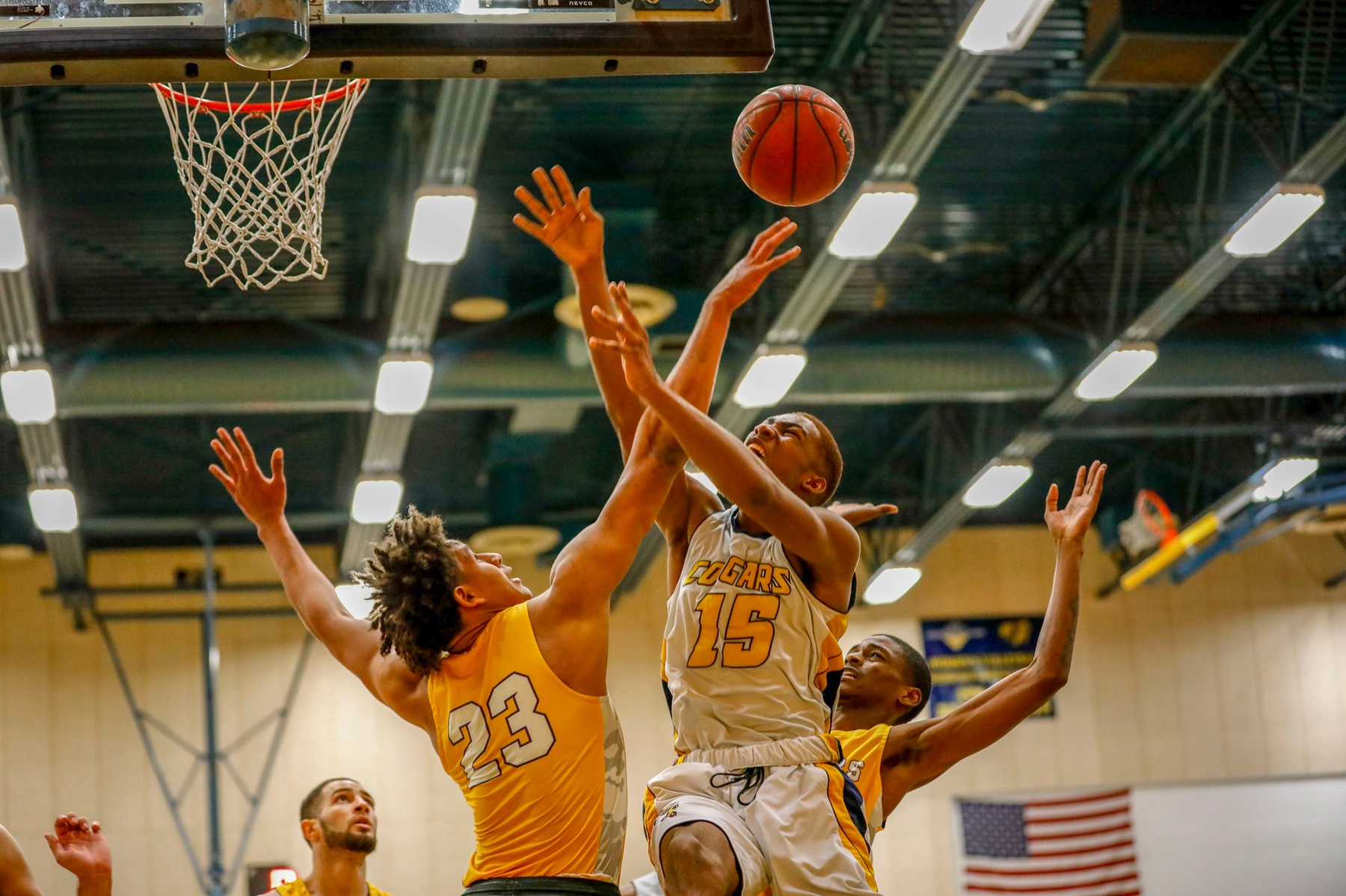 College of the Canyons vs. L.A. Trade Tech College in championship game of 29th Annual Cougar Holiday Classic on Dec. 29, 2018.