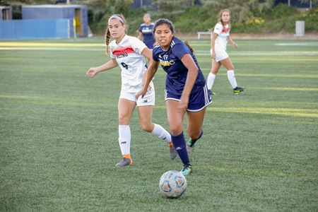 College of the Canyons sophomore midfielder Crystal Sanchez was one of nine players to be honored with a Western State Conference (WSC) post-season award. 
—Jacob Velarde/COC Sports Information    