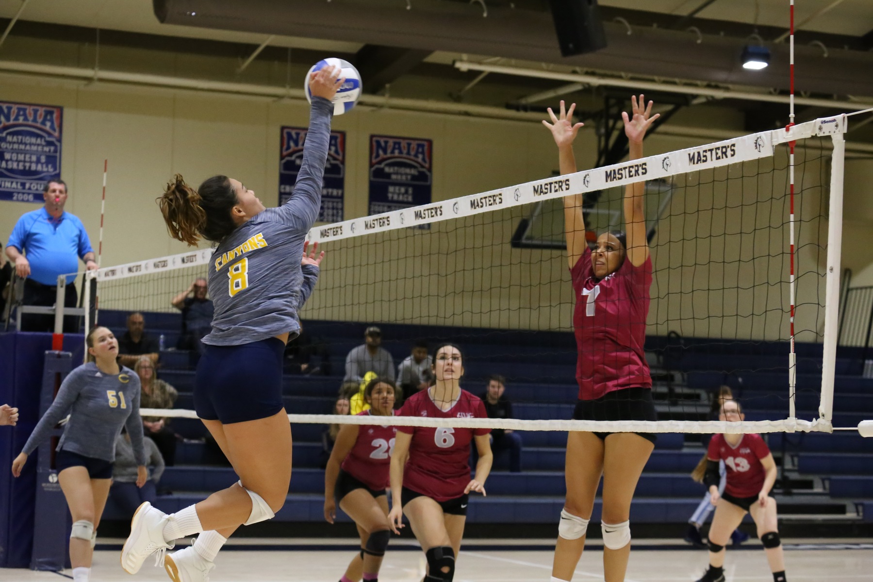 COC women's volleyball vs. Antelope Valley College on Oct. 2, 2019.