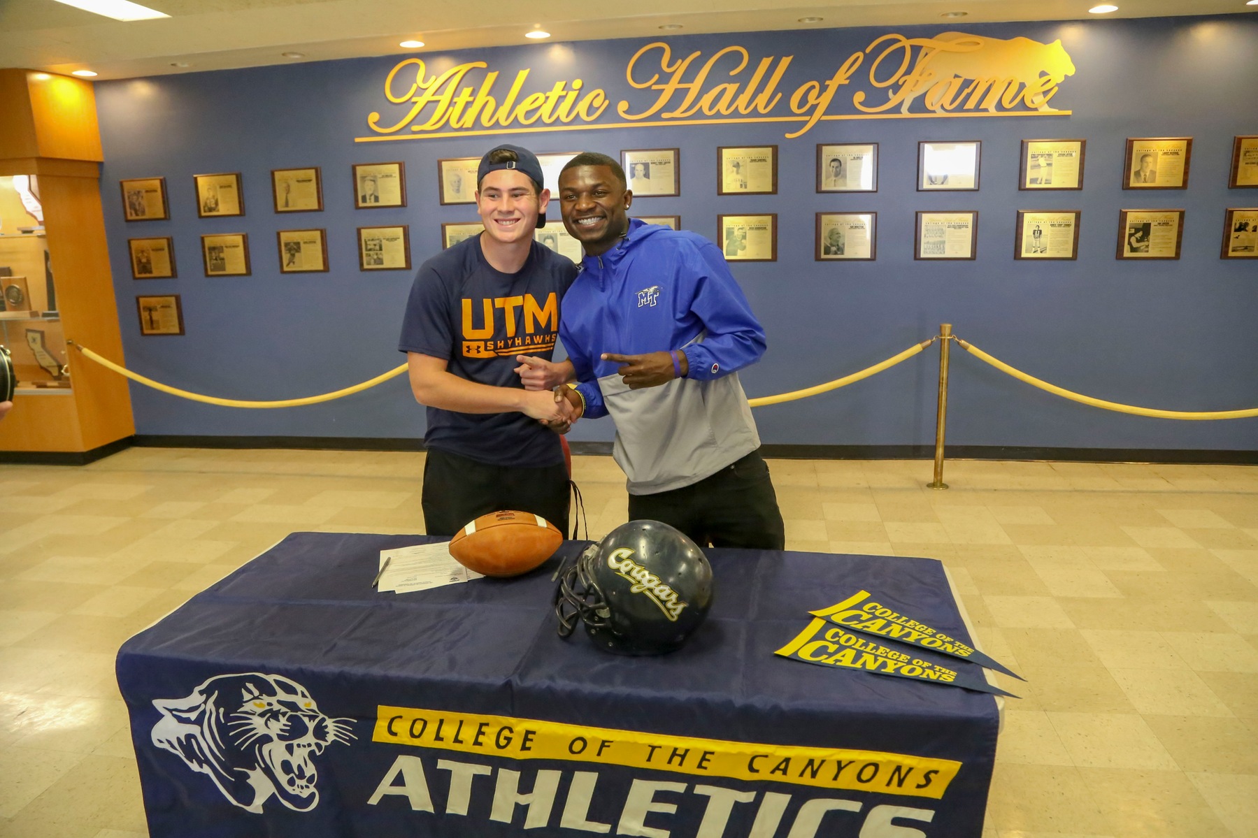 College of the Canyons sophomores quarterback Wyatt Eget (University of Tennessee at Martin) and wide receiver Jarrin Pierce (Middle Tennessee State University) signed their NLIs during a ceremony at the college on Dec. 19. 
—Jesse Muñoz/COC Sports Information Director