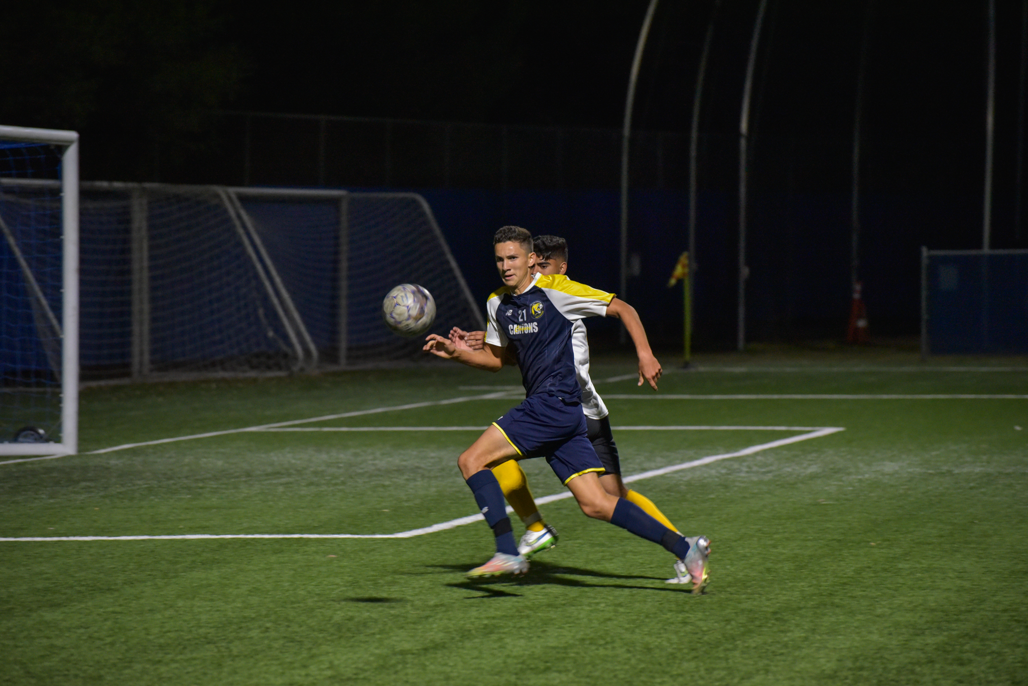 College of the Canyons freshman Josh Swanson (21) was able to put the ball past Glendale’s goalkeeper in the 80th minute to help the Cougars earn a 1-1 draw. — Mari Kneisel/COC Sports Information