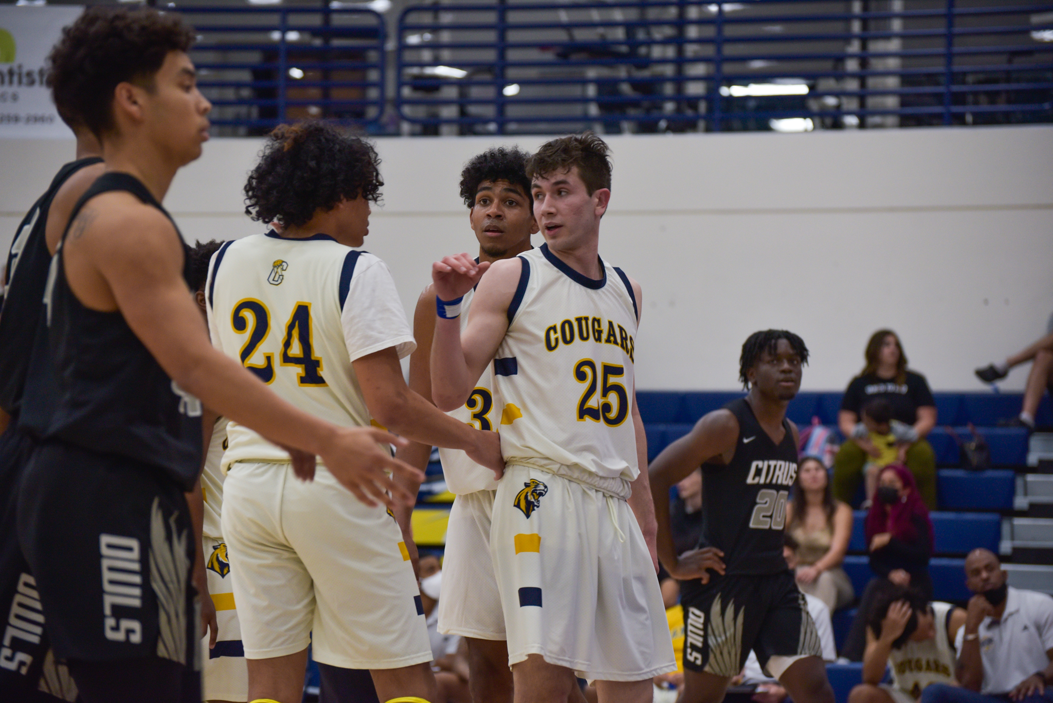 College of the Canyons men's basketball vs. Citrus College on Feb. 12, 2022.