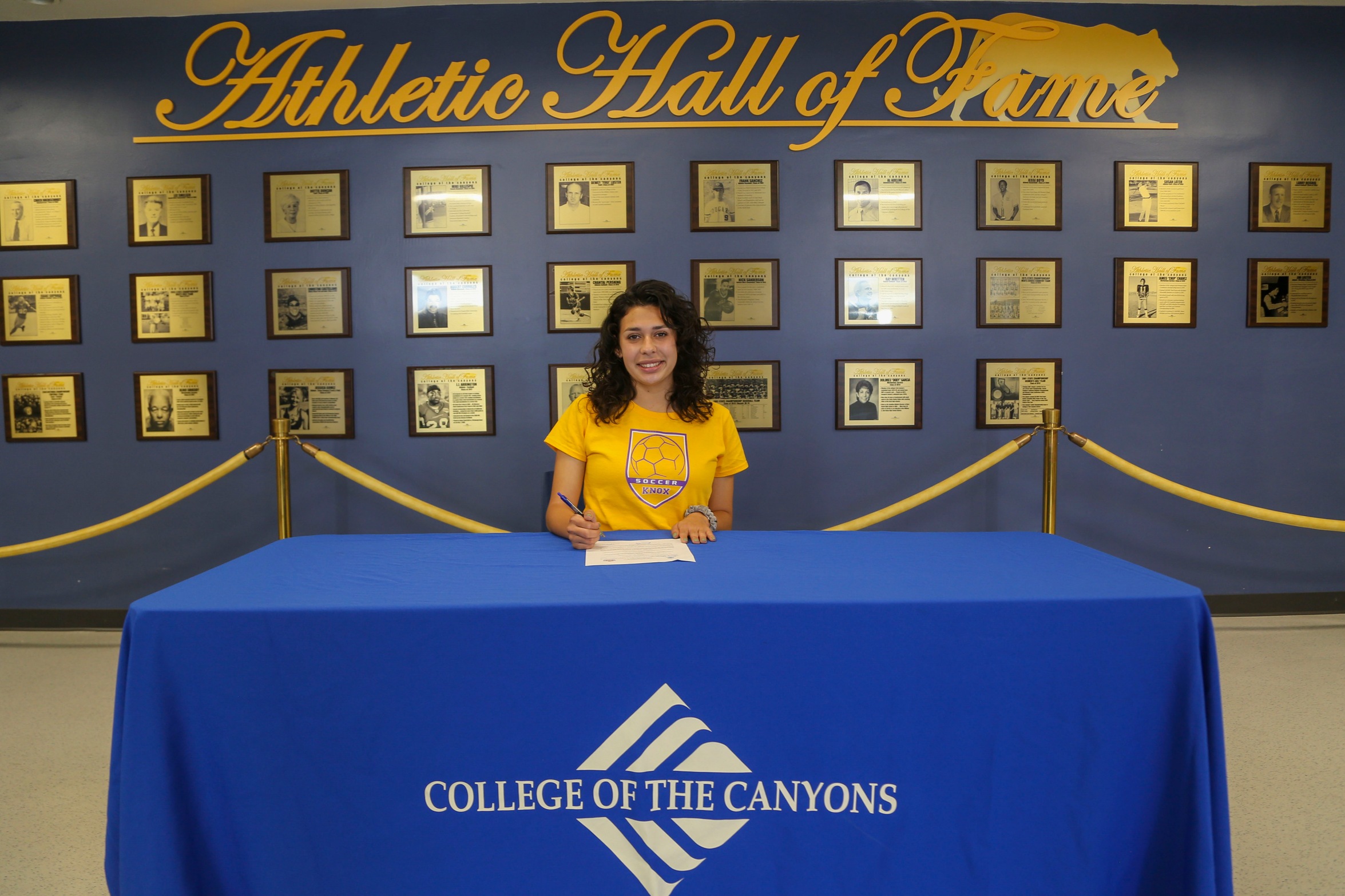 College of the Canyons women's soccer play Heaven Garcia has signed with Knox College. Garcia is the first player from the 2019 roster to sign with a four-year school. —Jesse Muñoz/COC Sports Information Director